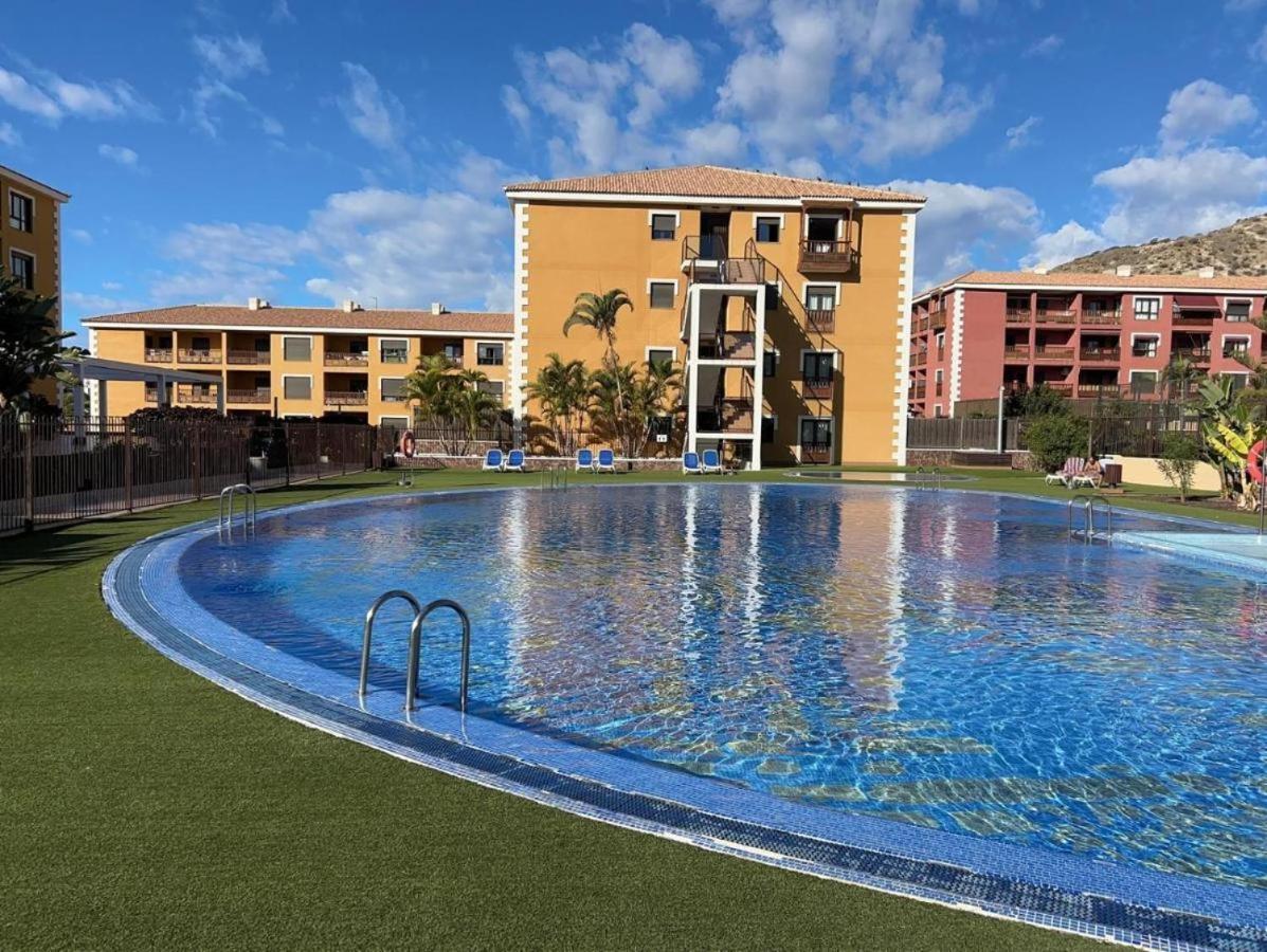 Sunset Palm Mar - Family Friendly Suites Ngoại thất bức ảnh
